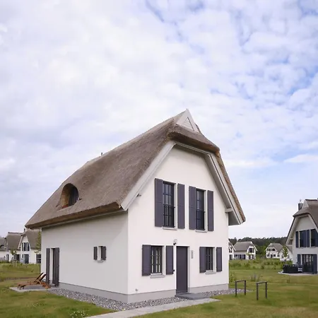 Reetland Am - Luxus Reetdachvilla Mit 3 Schlafzimmern, Sauna Und Kamin G06 *